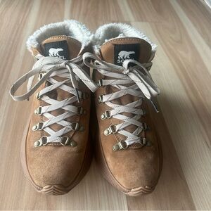 Sorel Women's Tan Suede Lace-Up Faux-Fur Ankle Boots